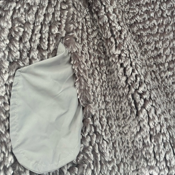 Avec Les Filles Faux Fur Grey Jacket, Large - Picture 8 of 9